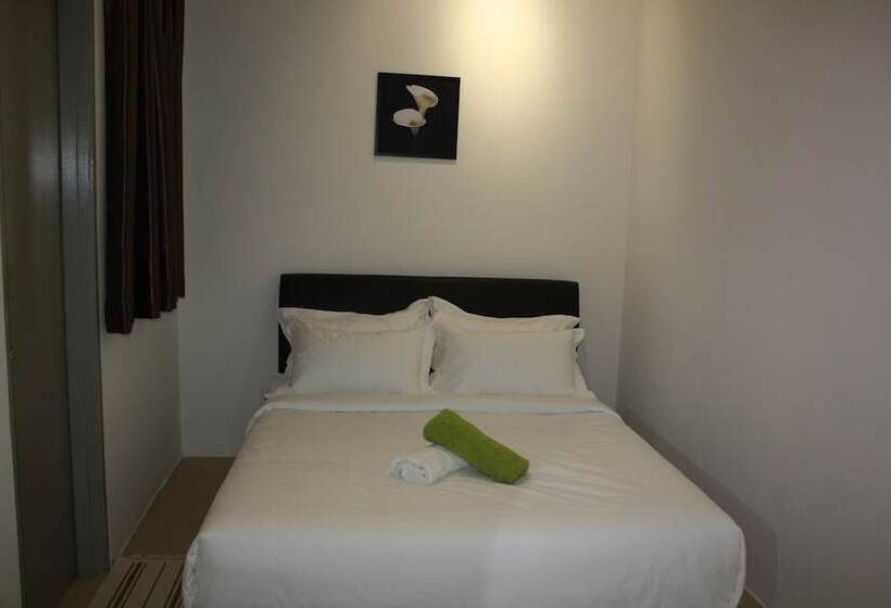 Cameron Golden Hills Resort