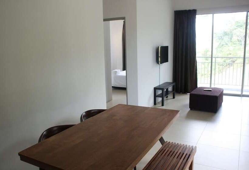 Cameron Golden Hills Resort