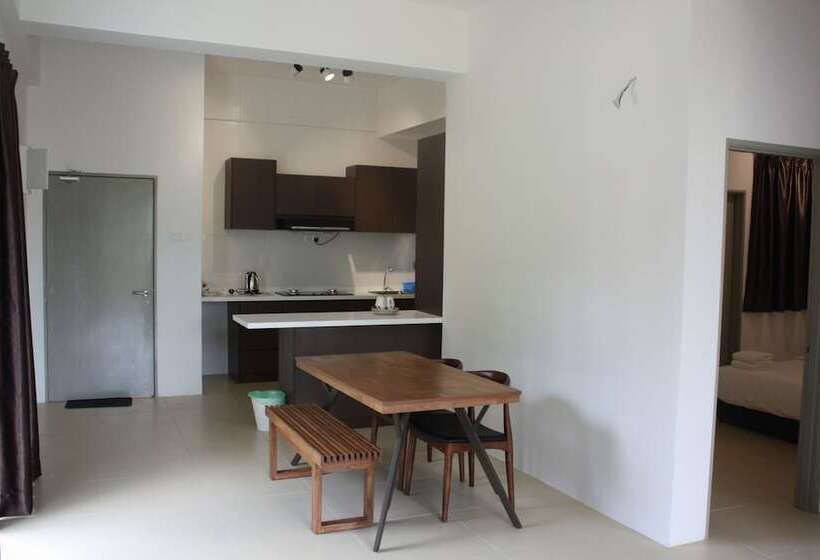 Cameron Golden Hills Resort