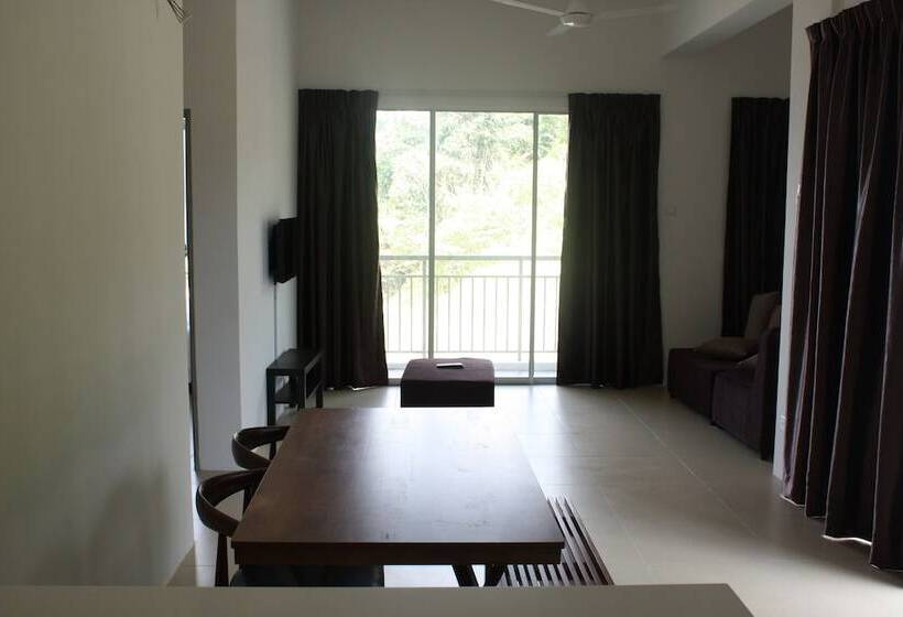 Cameron Golden Hills Resort