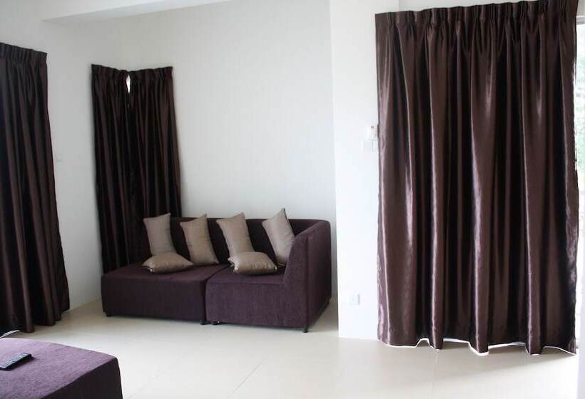 Cameron Golden Hills Resort