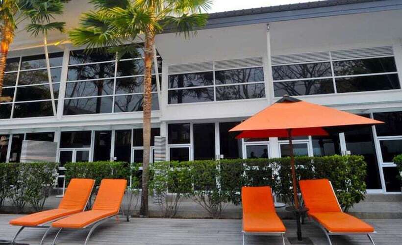 בית מלון כפרי Bali Yarra Villas  Seminyak