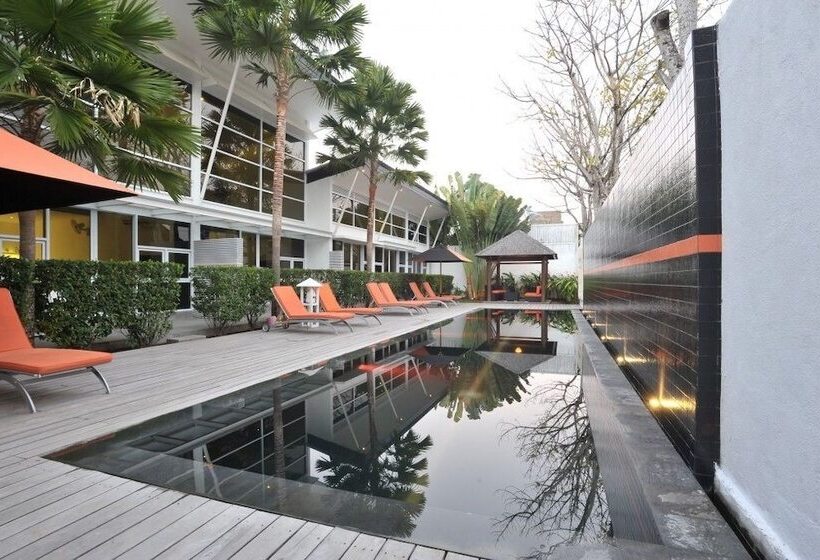 בית מלון כפרי Bali Yarra Villas  Seminyak