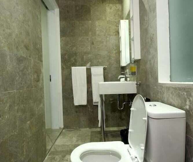 בית מלון כפרי Bali Yarra Villas  Seminyak