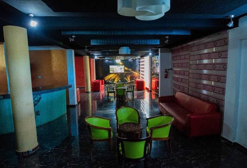 فندق Crystal Rose Ambassador