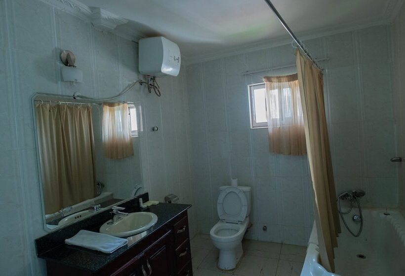 فندق Crystal Rose Ambassador