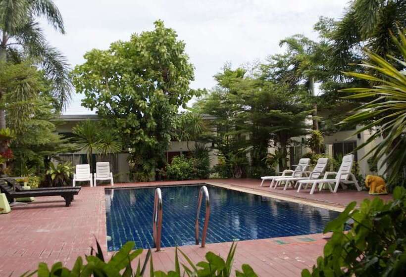 هتل Phuket Garden Home