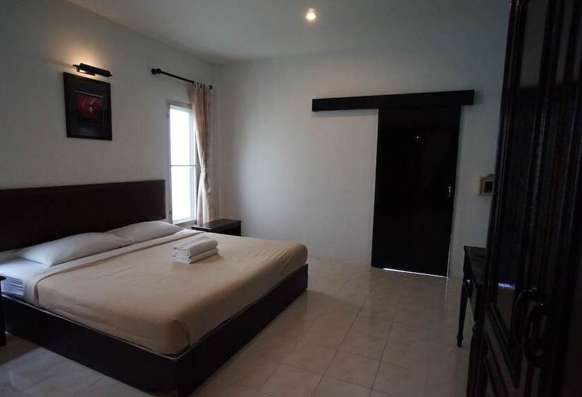 هتل Phuket Garden Home