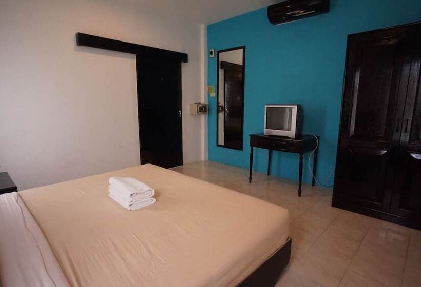 هتل Phuket Garden Home