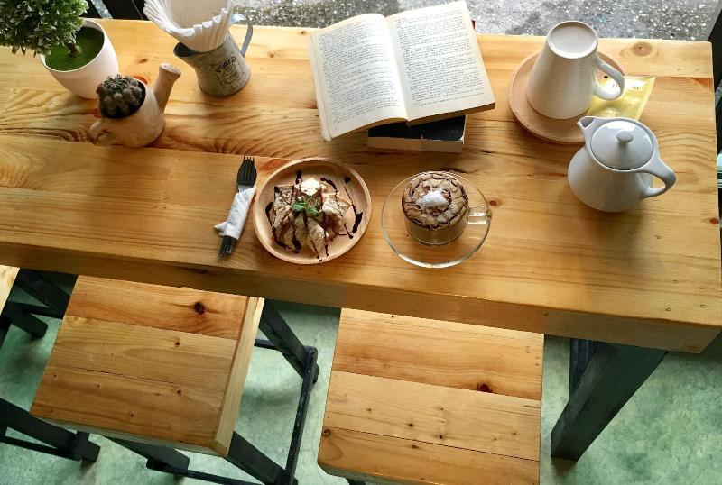 ホテル Phunyanuch