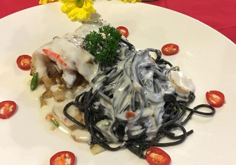 ホテル Phunyanuch