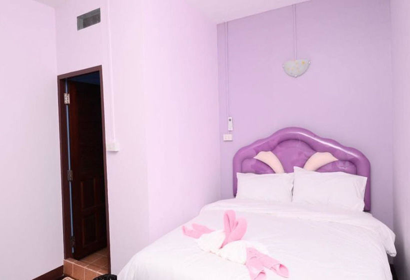 호텔 The Best Riverside Guesthouse