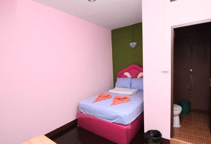 호텔 The Best Riverside Guesthouse