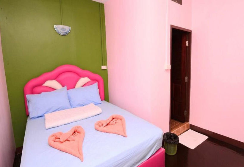 호텔 The Best Riverside Guesthouse