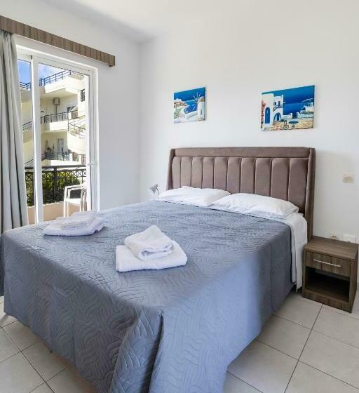 Johnhara Studios & Apartments