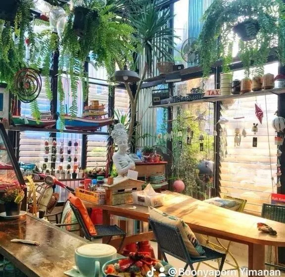 پانسیون Artist S Place Trat