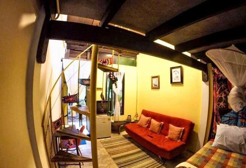 膳宿费 Artist S Place Trat