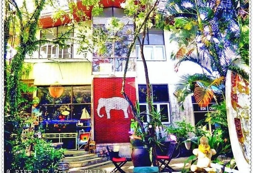 膳宿费 Artist S Place Trat