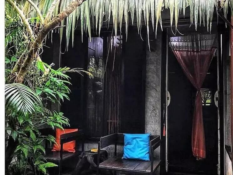 پانسیون Artist S Place Trat