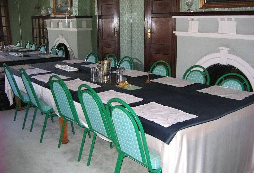 بنسيون Villa Victoria Executive Guest House