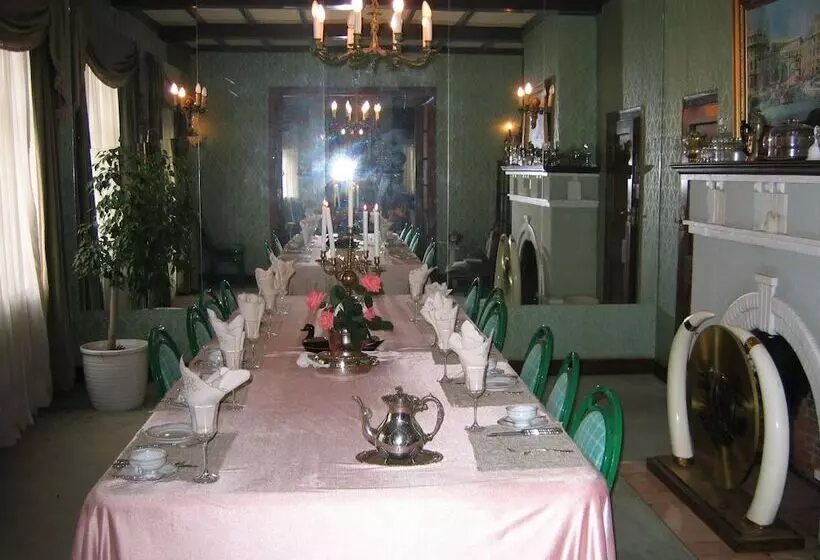 Majatalo Villa Victoria Executive Guest House