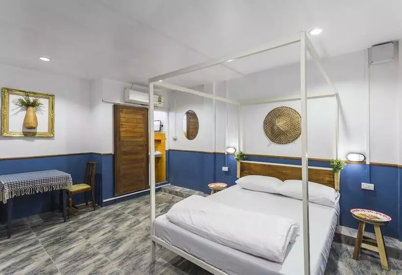 Stockhome Hostel Ayutthaya