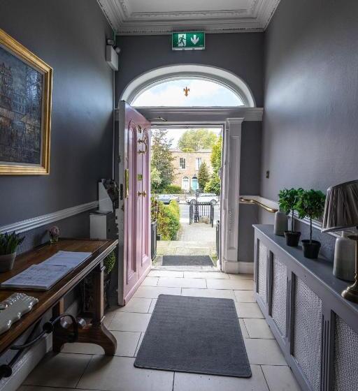 تختخواب و صبحانه Abbeyleigh House