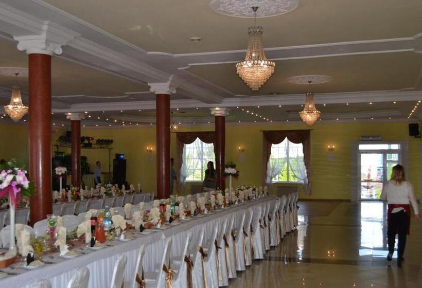 בית מלון כפרי Ik Karter