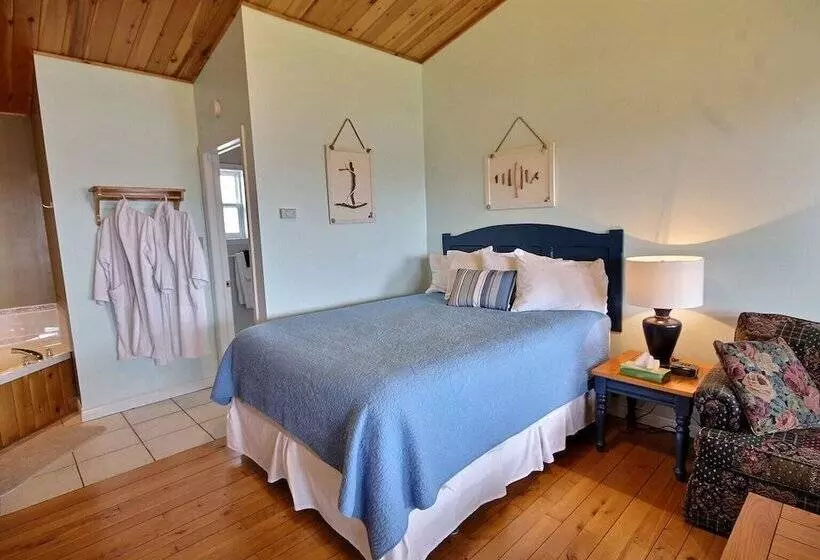 Cavendish Bosom Buddies Cottage Resort