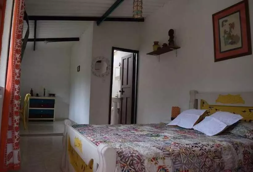 ホテル Finca Jardín Del Agua