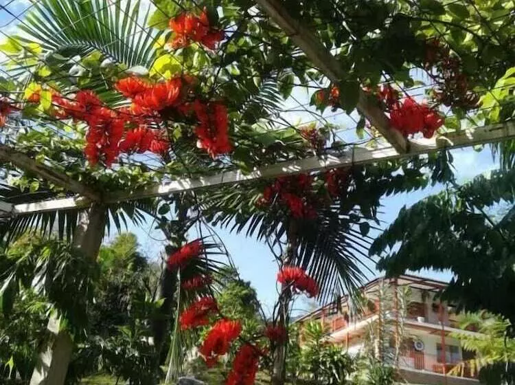 ホテル Finca Jardín Del Agua