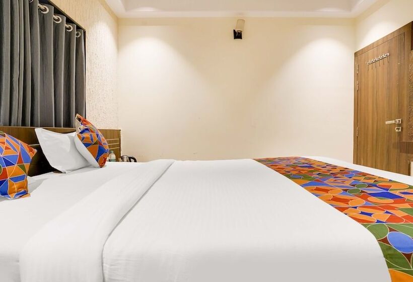 Fabhotel Kiara Govind Park