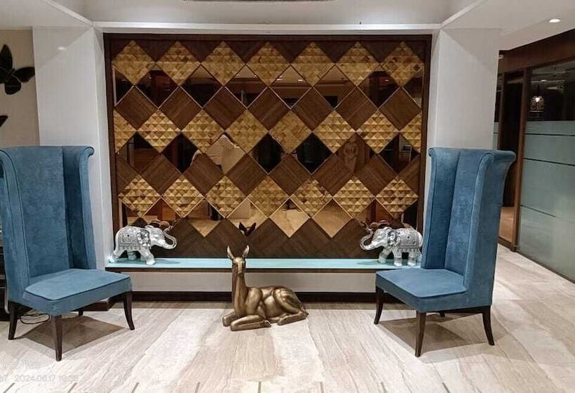 בית מלון כפרי Ranjeet   Akola