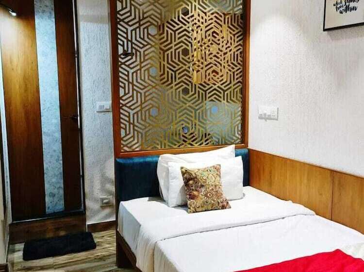 בית מלון כפרי Ranjeet   Akola