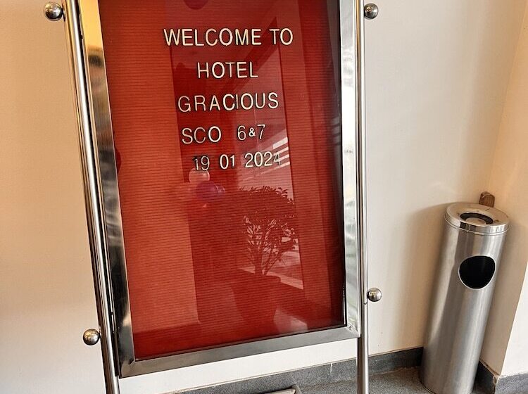 Otel Gracious