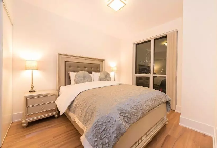 هتل Grand Royal Condos - Cn Tower