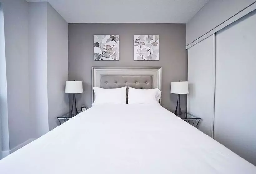 هتل Grand Royal Condos - Cn Tower