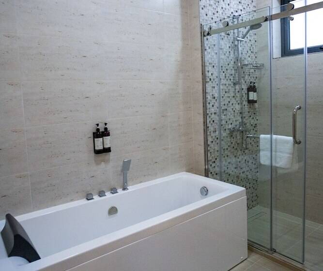 Thalassa Seychelles Hotel Apartments