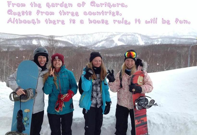 فندق صغير Niseko Guesthouse Gurigura