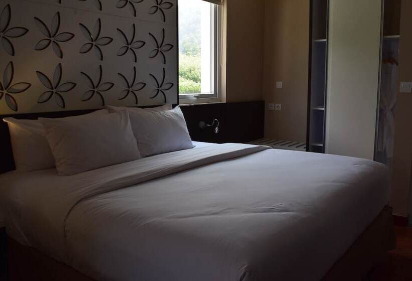 Amartha Hills Hotel And Resort