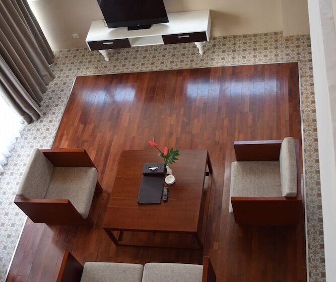 Amartha Hills Hotel And Resort