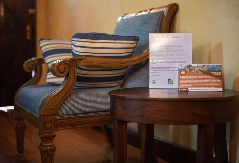 تختخواب و صبحانه Caribe Tesoro