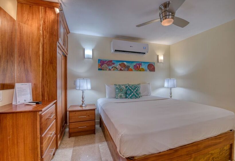 تختخواب و صبحانه Caribe Tesoro