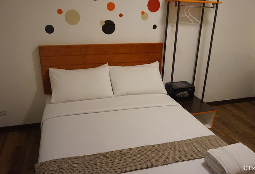 H Hotels   Metro North Uno