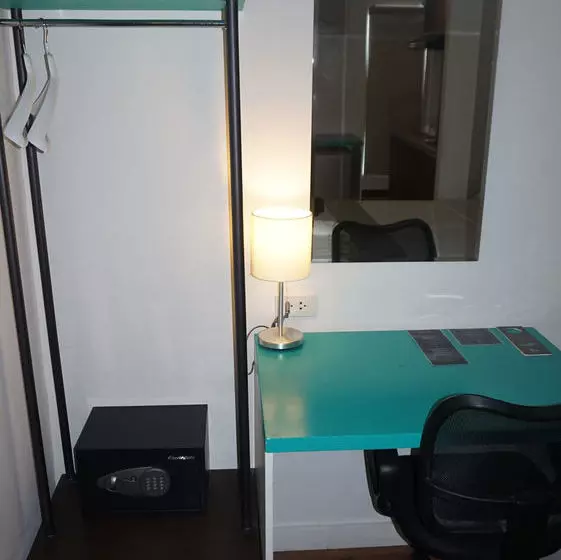 H Hotels   Metro North Uno