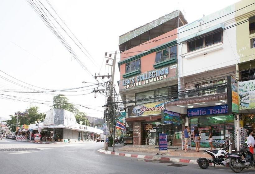 Hello Backpacker Samui Hostel