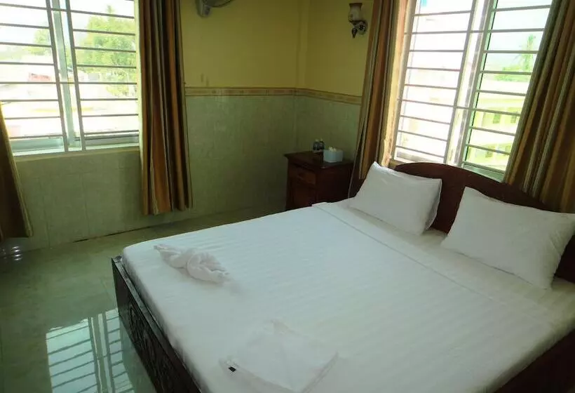 هتل Borey Vatanac Guesthouse