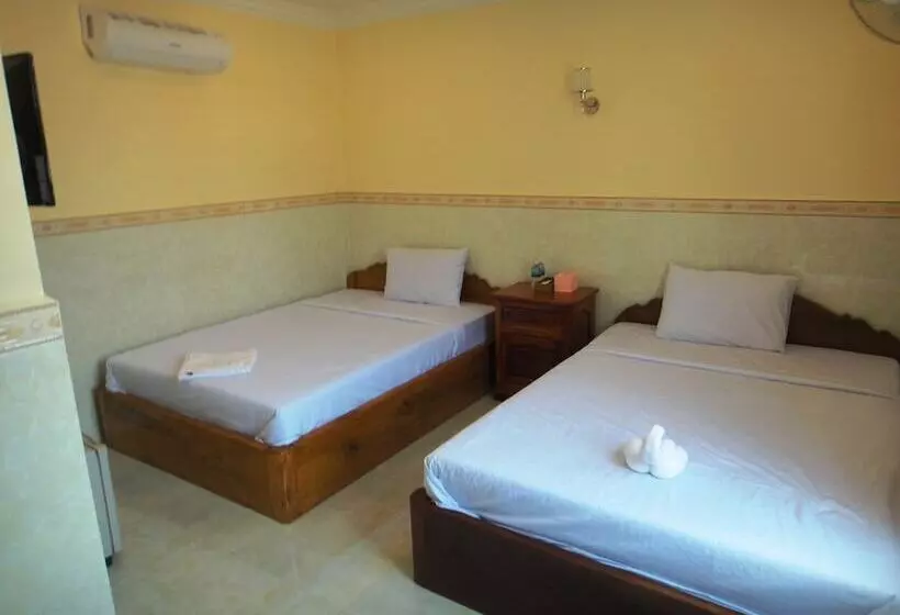 هتل Borey Vatanac Guesthouse