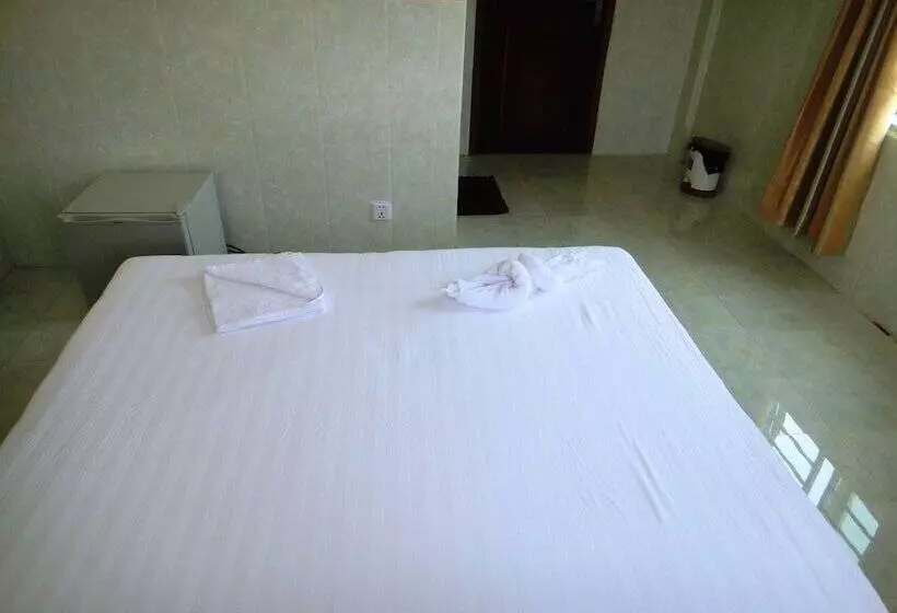 هتل Borey Vatanac Guesthouse