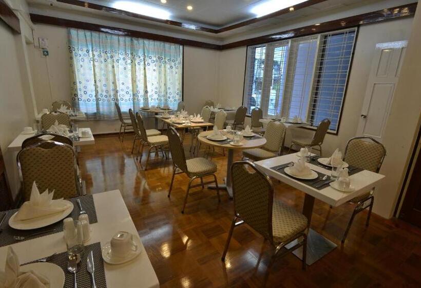 هتل Serene Valley